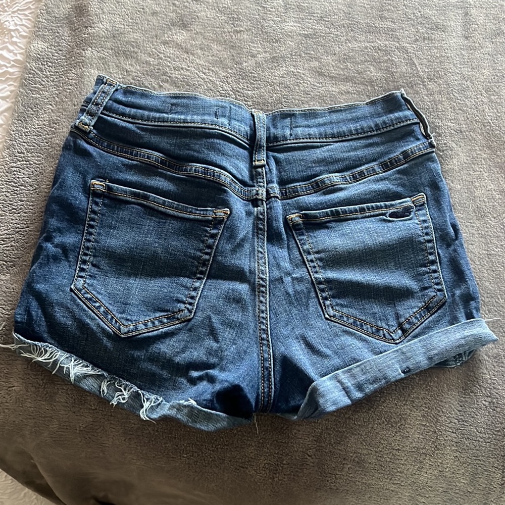 High Rise Shorts - Picture 3 of 3